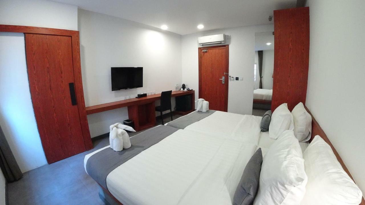 Hotel Records Phnompen Kültér fotó
