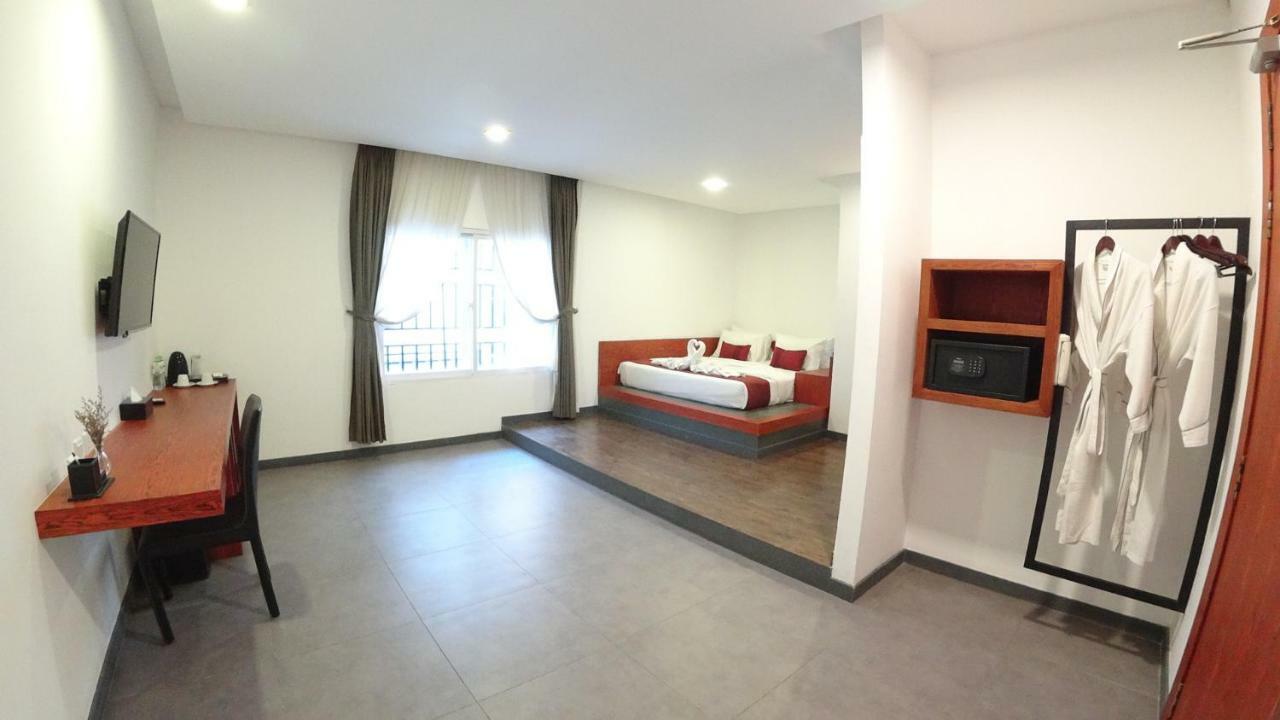 Hotel Records Phnompen Kültér fotó