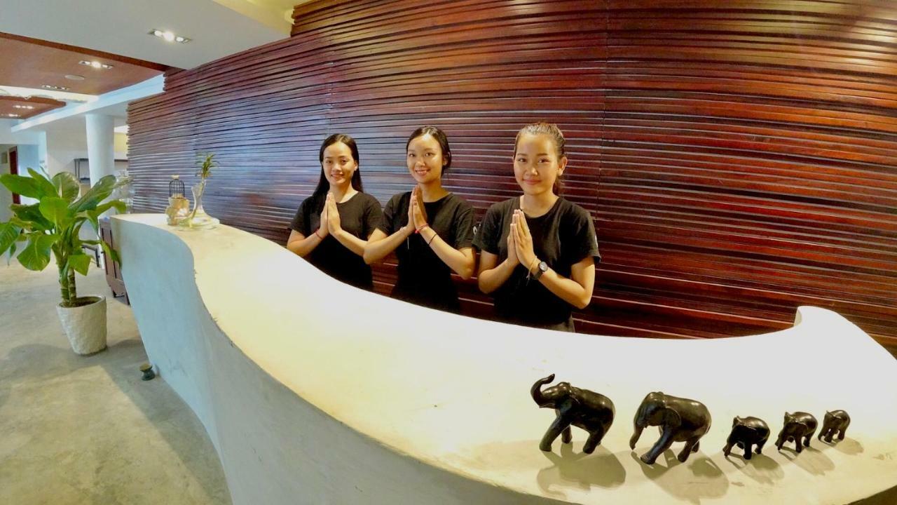 Hotel Records Phnompen Kültér fotó