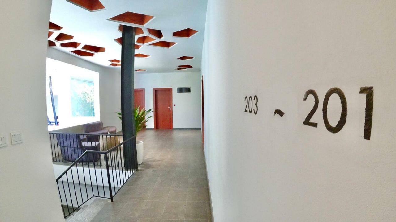 Hotel Records Phnompen Kültér fotó