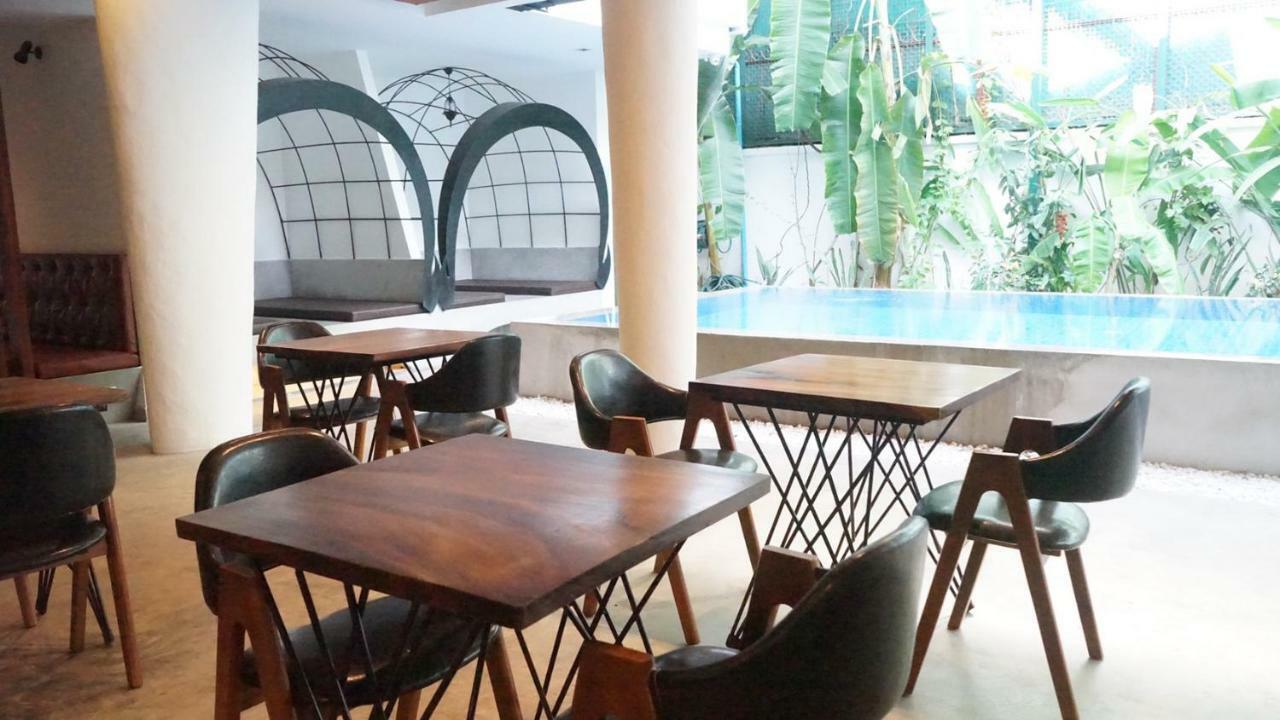 Hotel Records Phnompen Kültér fotó